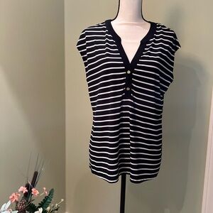 EUC Anne Klein Cap-sleeve blouse, Size L, Navy